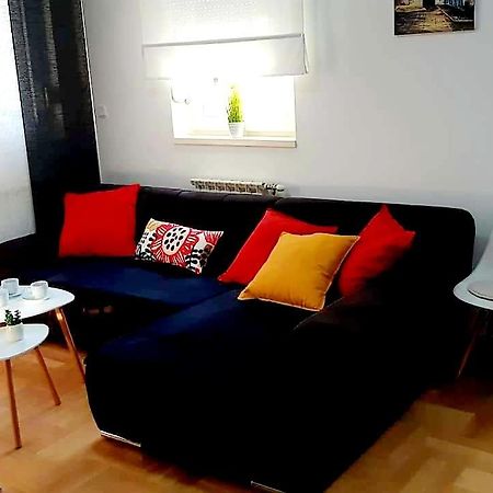 Apartment With Garage Lavici Zagreb Bagian luar foto
