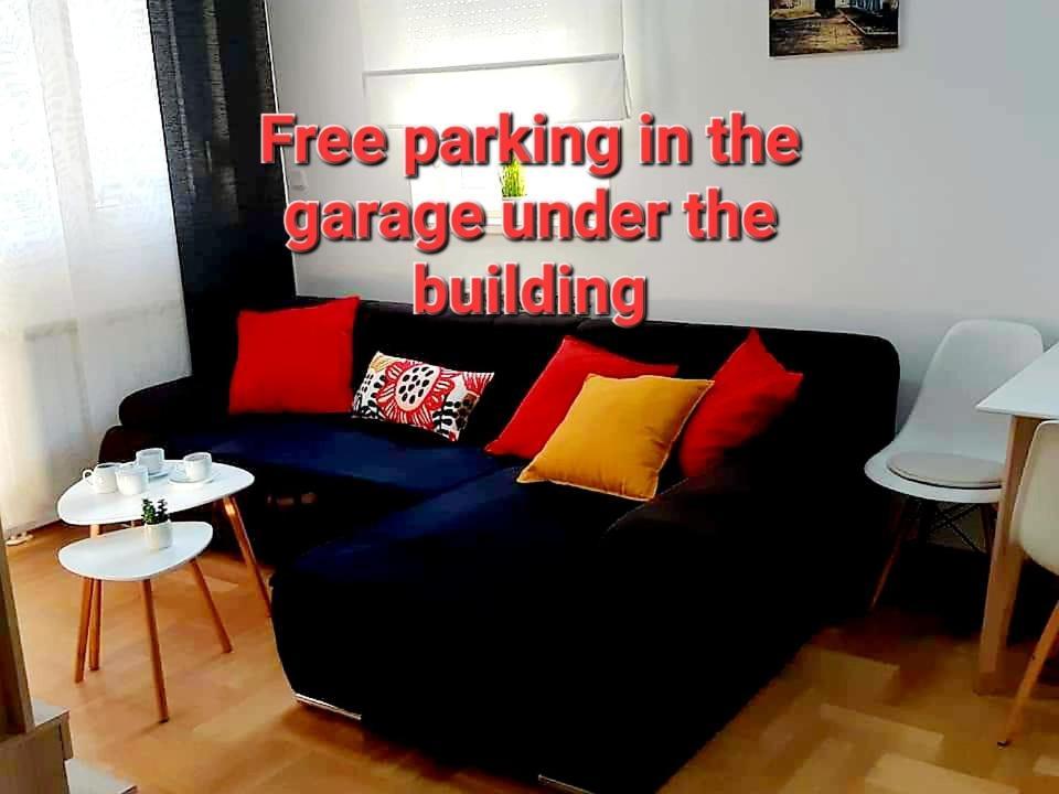 Apartment With Garage Lavici Zagreb Bagian luar foto