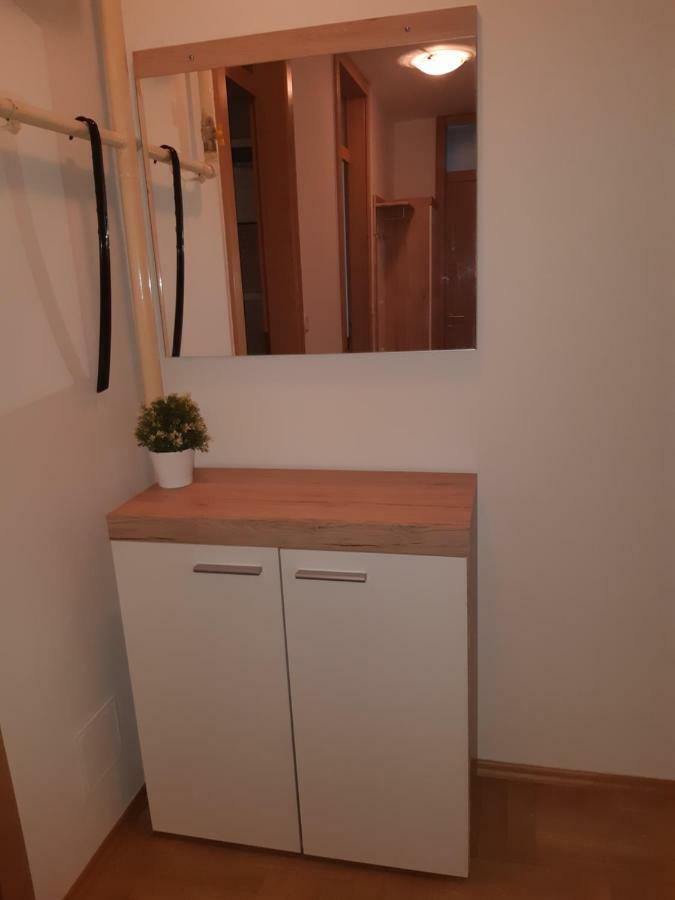 Apartment With Garage Lavici Zagreb Bagian luar foto